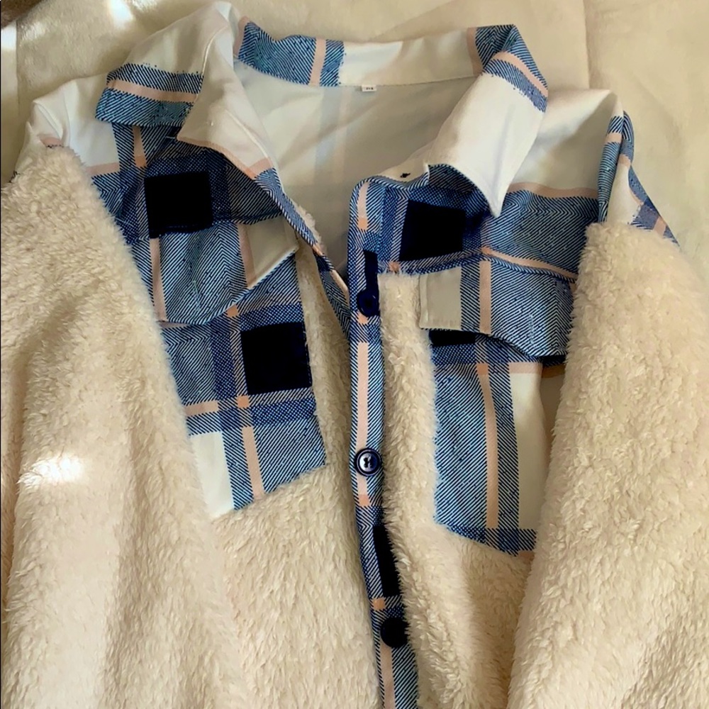 Women's Button Down Long Sleeve Plaid Jacket